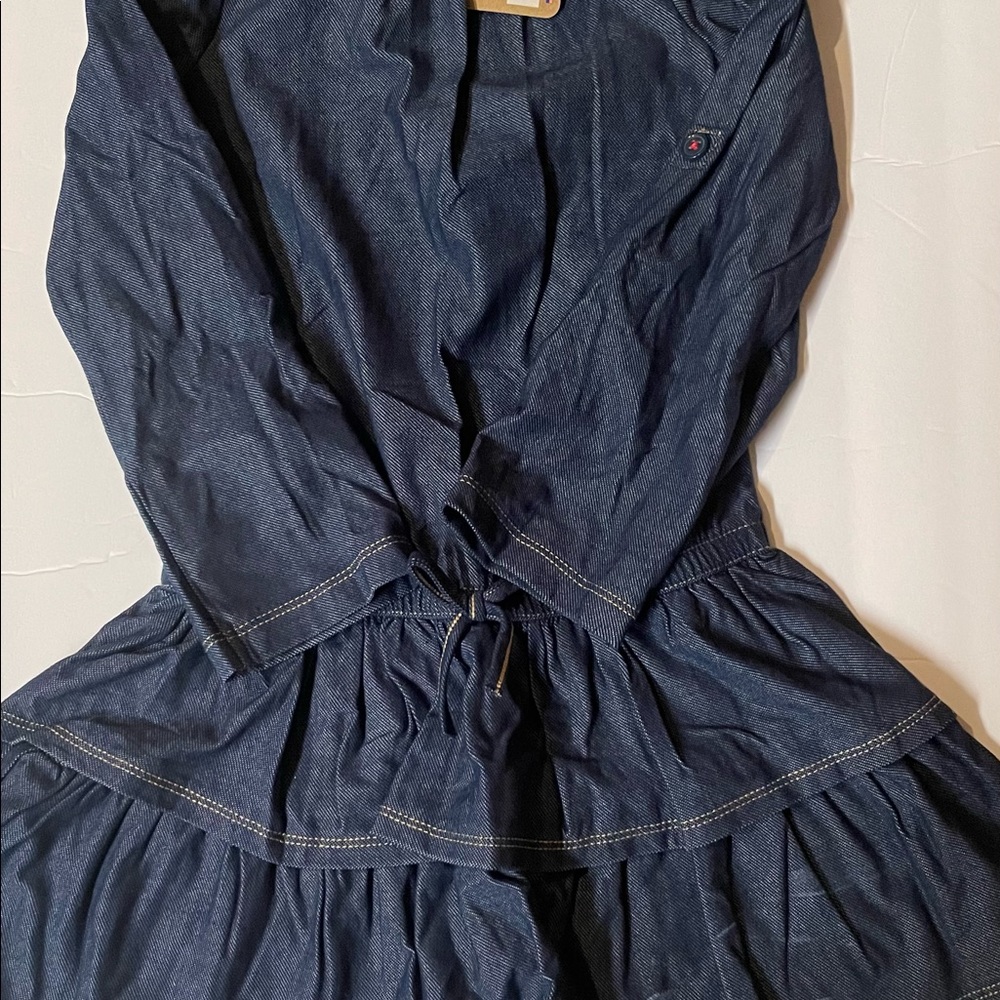 Denim Dress size 5/6 New. Dress is light weight and soft. Not denim material.